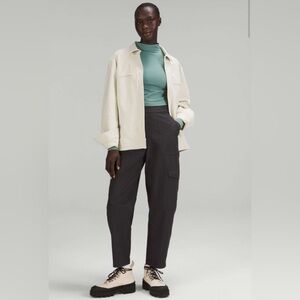 Lululemon Women's Black Light Utilitech Cargo Pocket‎ High Rise Crop Size 29